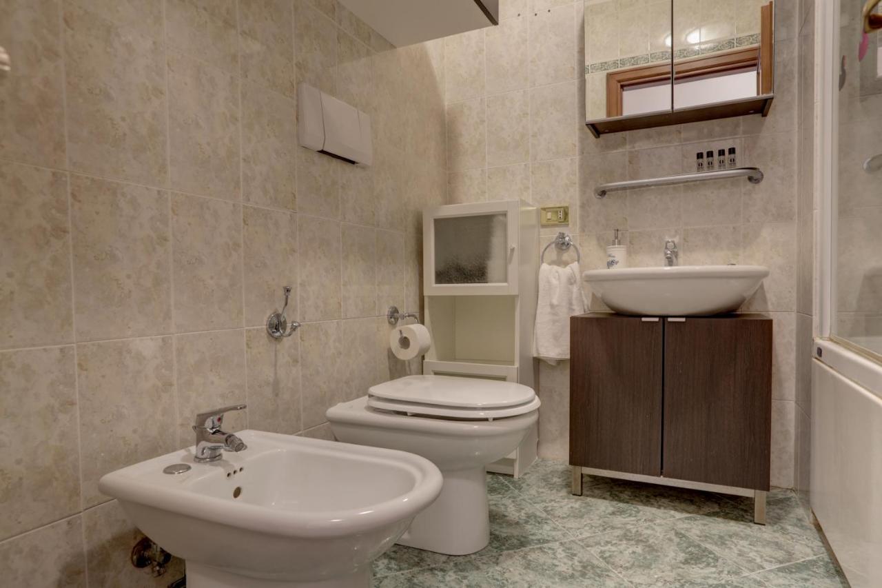 Colosseo Apt Mecenate 77 - Home And More Ρώμη Εξωτερικό φωτογραφία